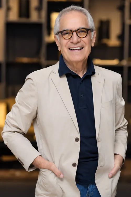 محمود کلاری